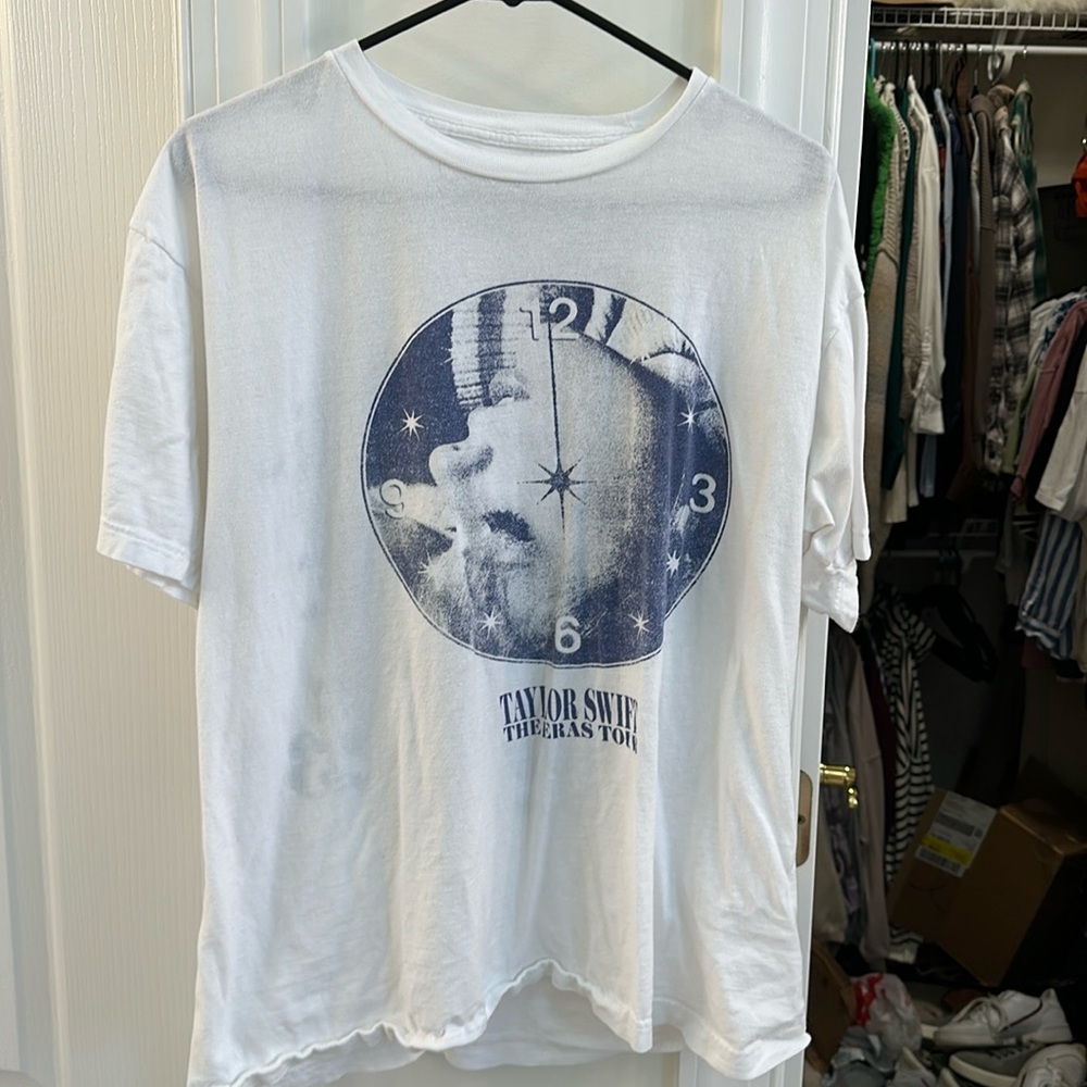 Taylor Swift The Eras Tour Midnights Tee Size XL